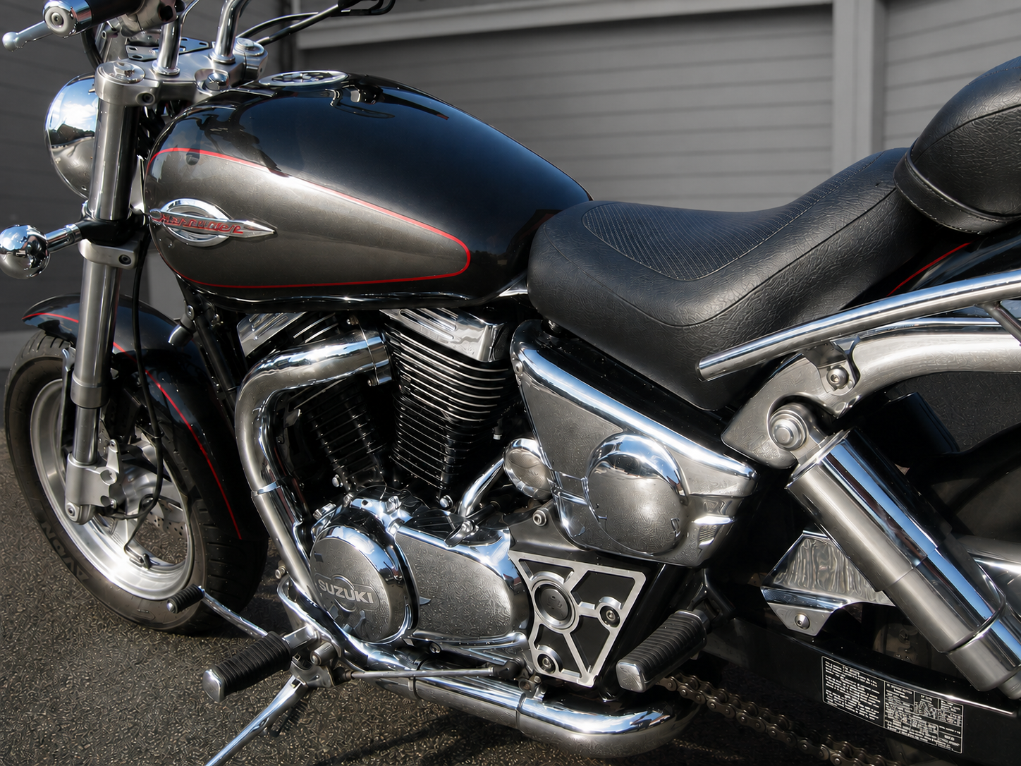 Suzuki_VZ800_Marauder_Cruiser